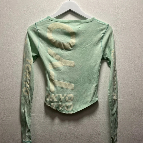 UO Silence + Noise Destination Print Long Sleeve Tee - Picture 5 of 7